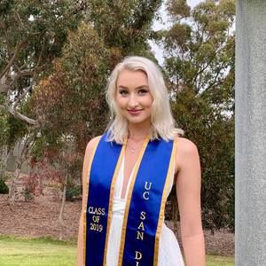 Meet your Posher, Talia